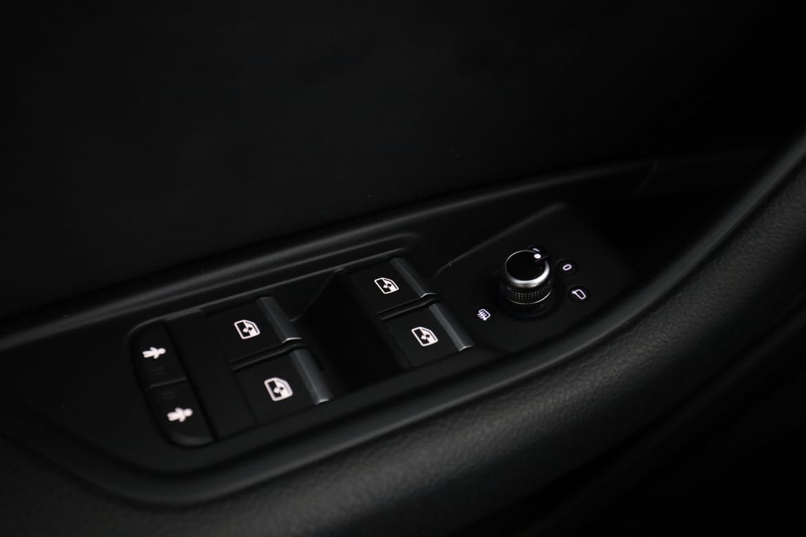 Vehicle Image 39