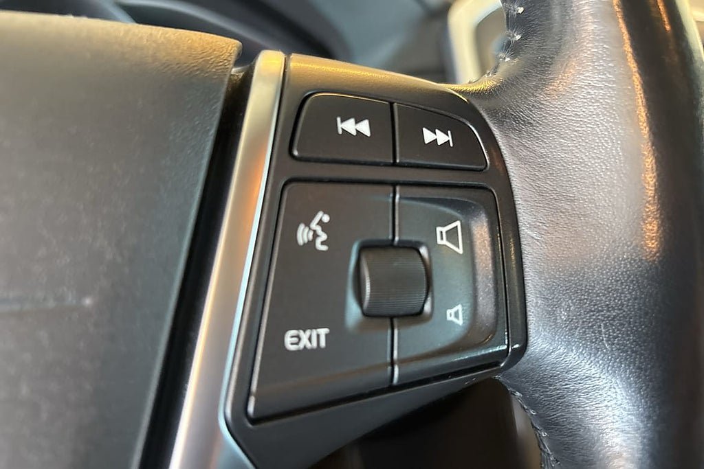 Vehicle Image 19