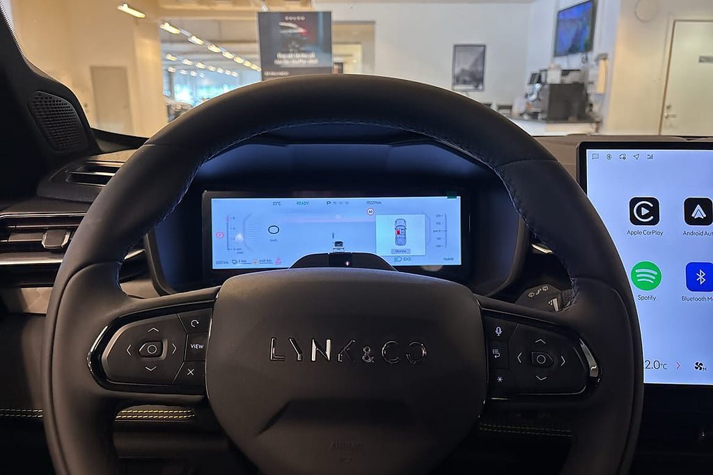 Vehicle Image 15