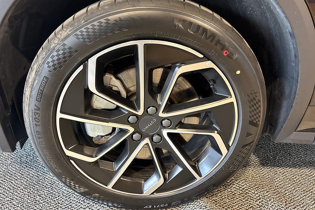 Vehicle Image 20