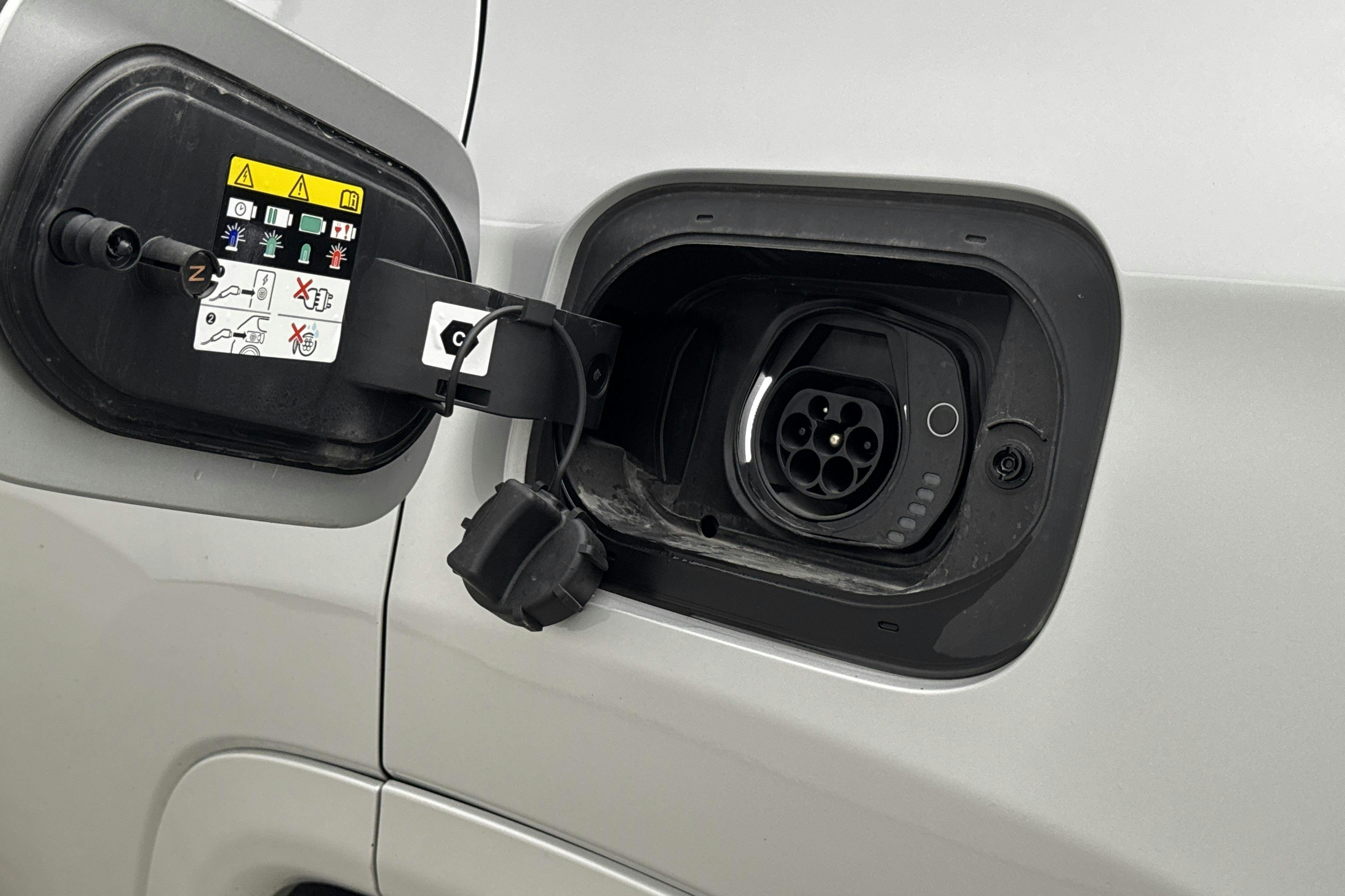 Vehicle Image 18