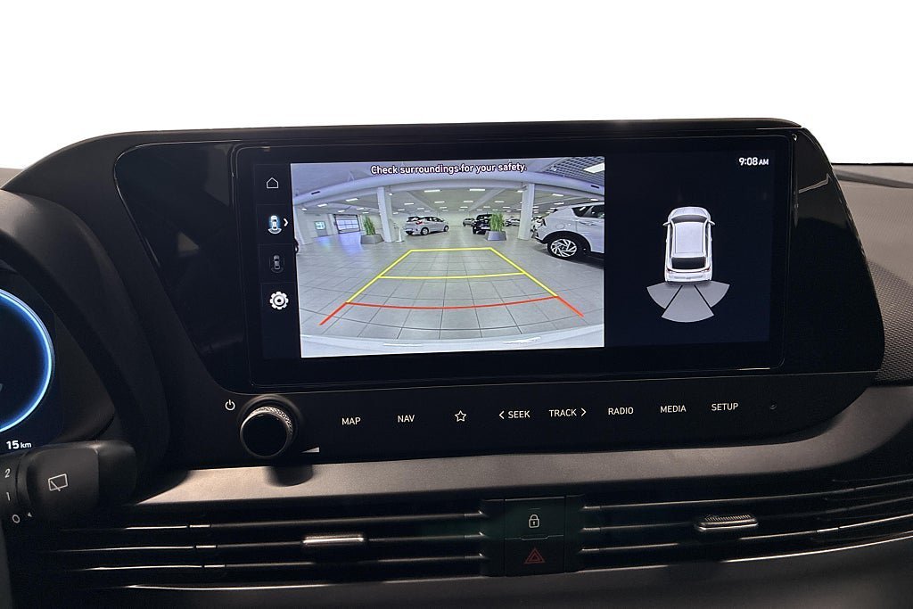 Vehicle Image 10