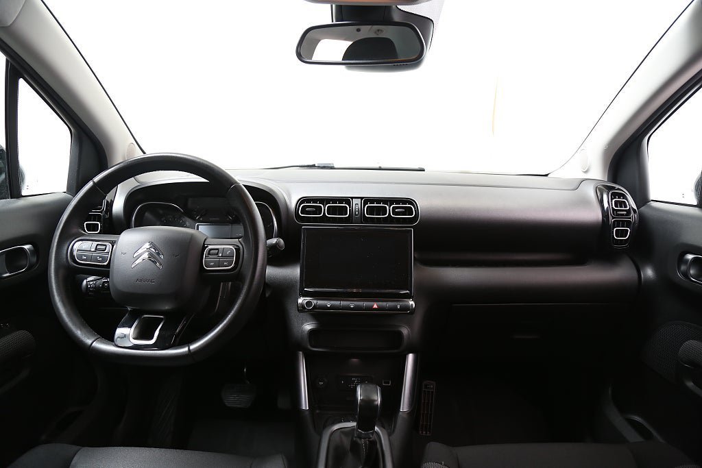 Vehicle Image 17