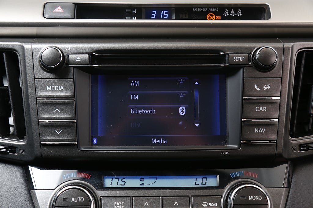 Vehicle Image 19