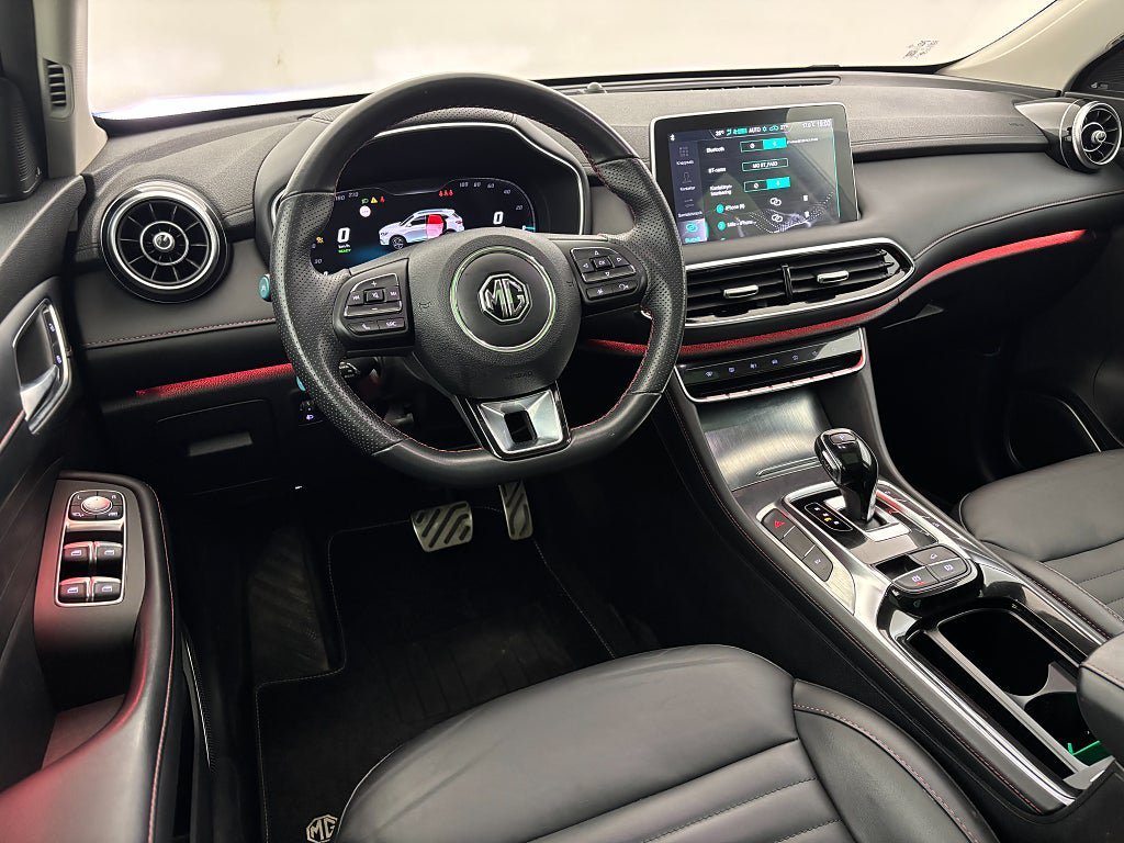 Vehicle Image 14