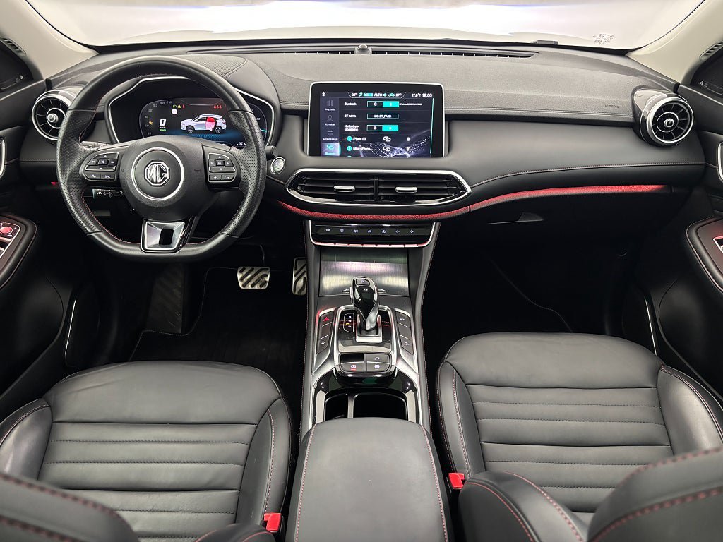 Vehicle Image 15