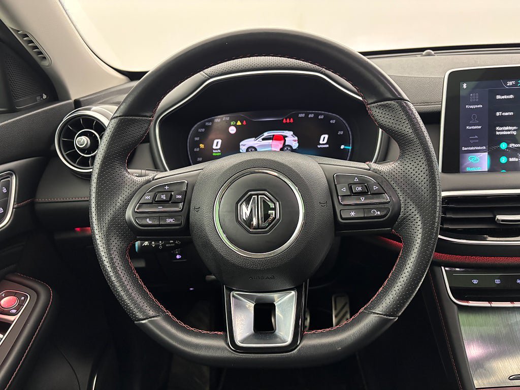 Vehicle Image 17