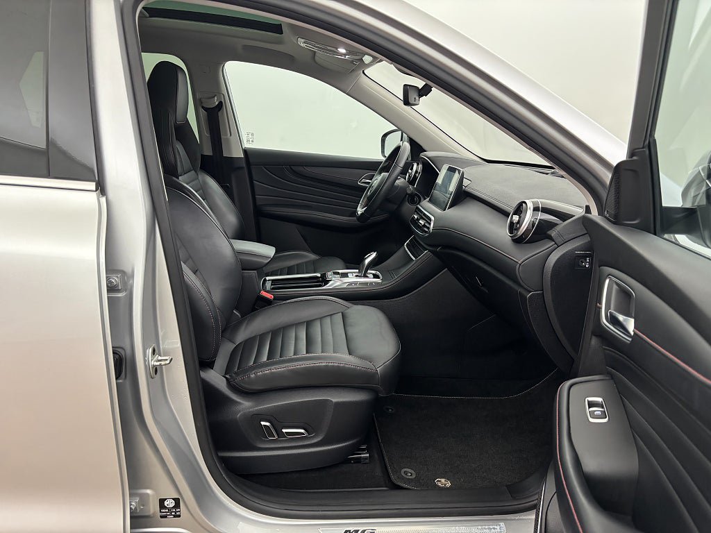 Vehicle Image 21