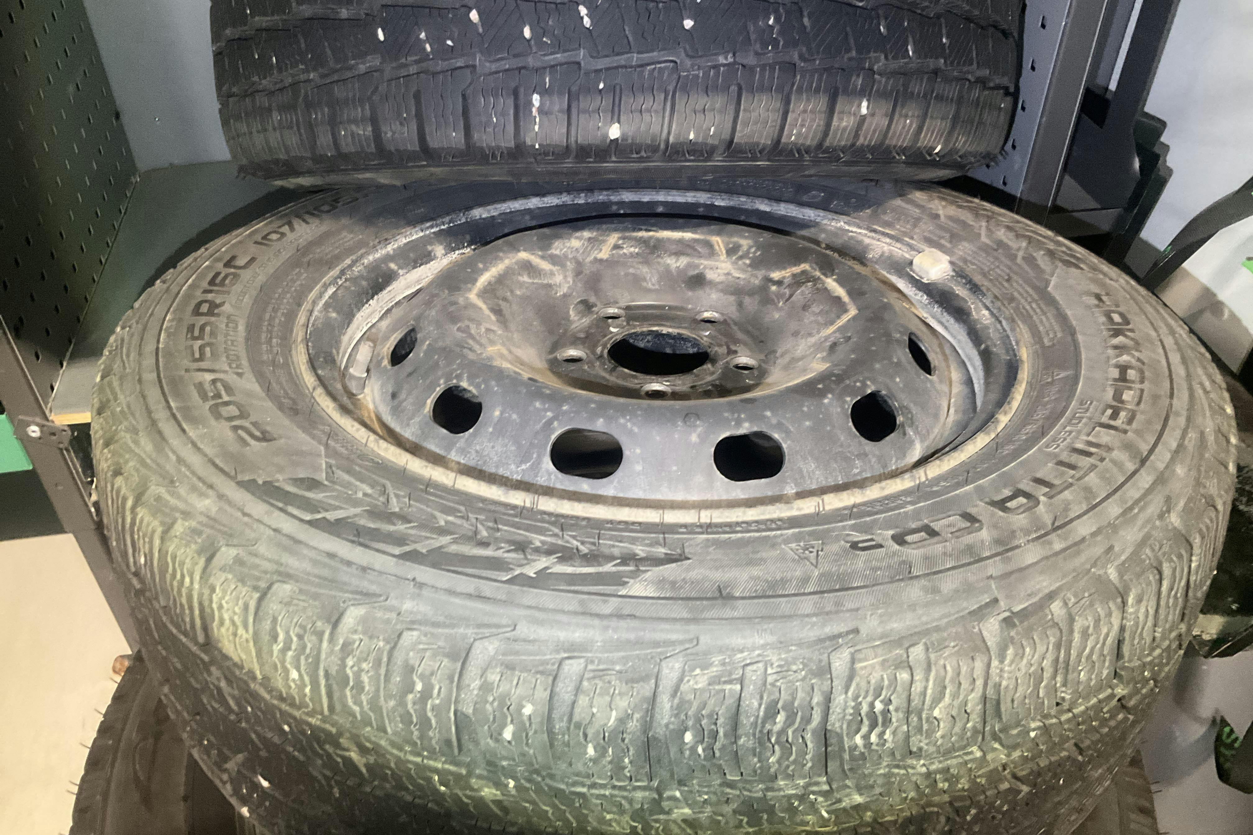 Vehicle Image 10