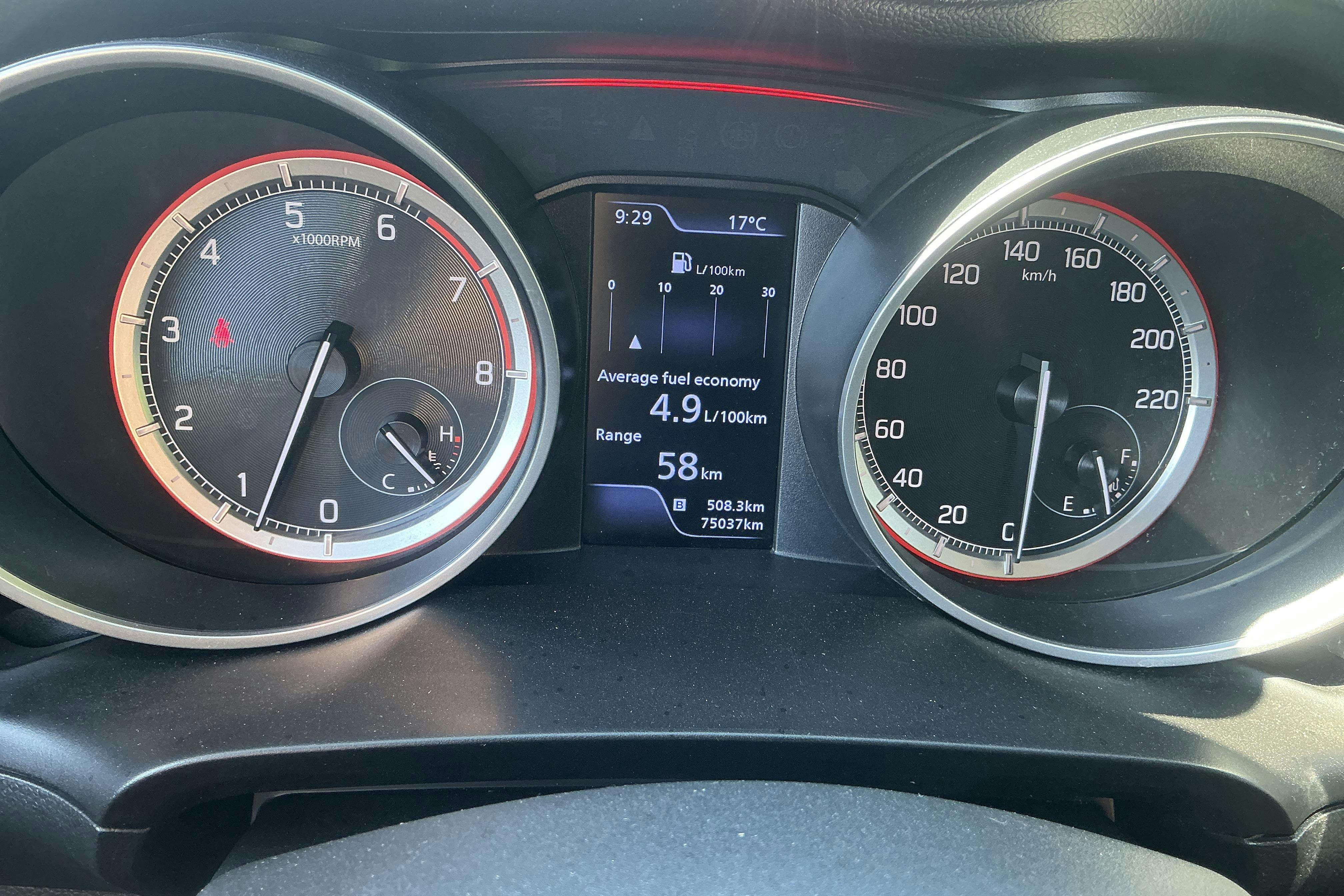 Vehicle Image 10