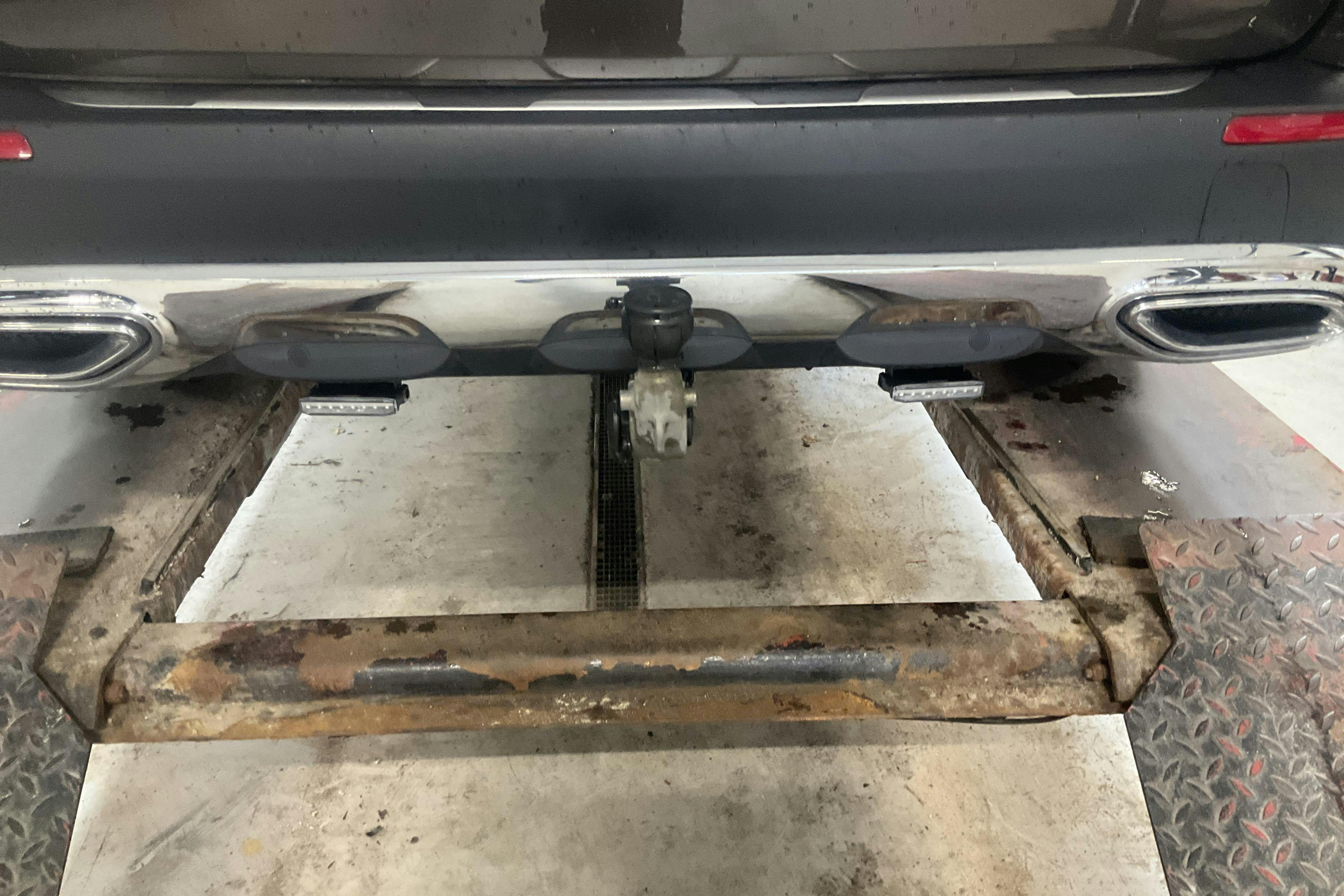 Vehicle Image 14
