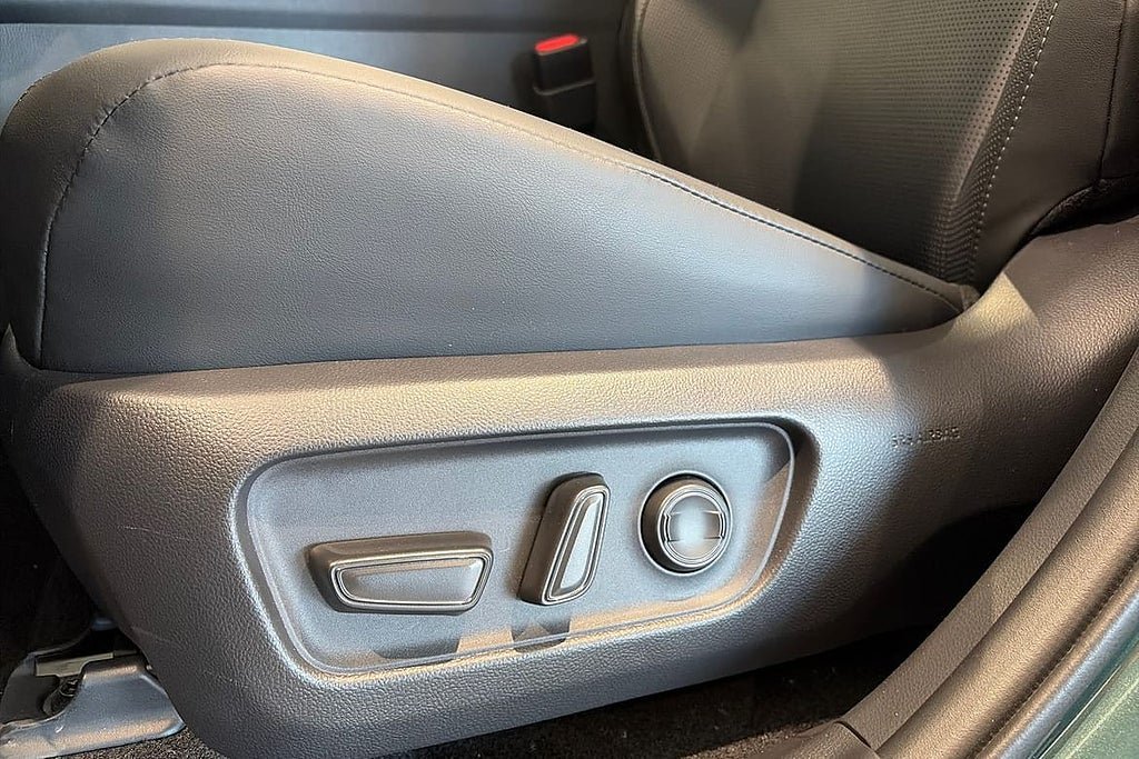 Vehicle Image 20