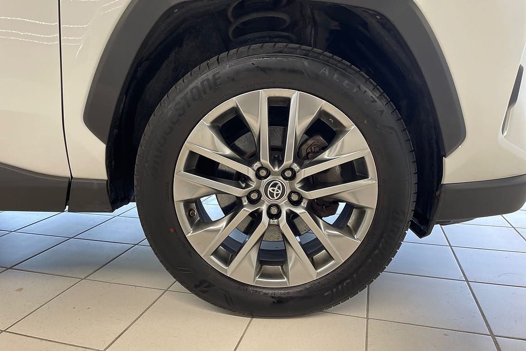 Vehicle Image 17