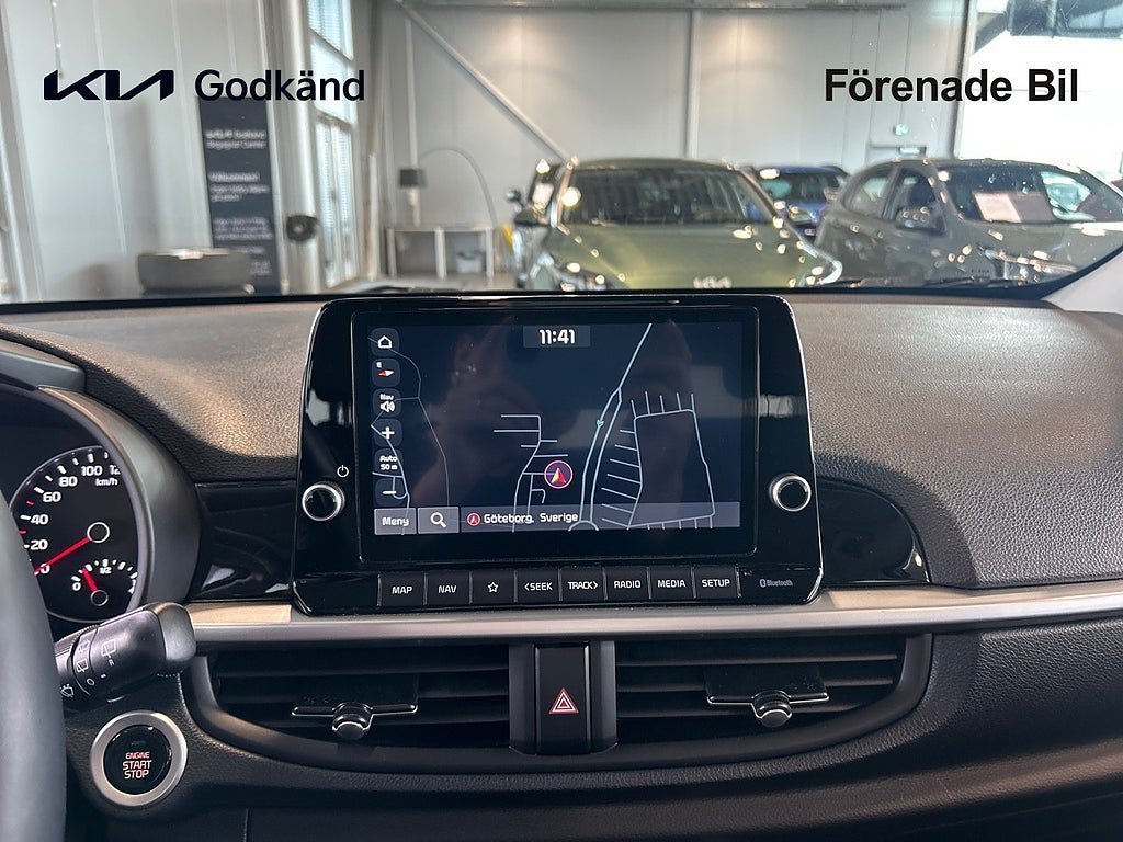 Vehicle Image 11
