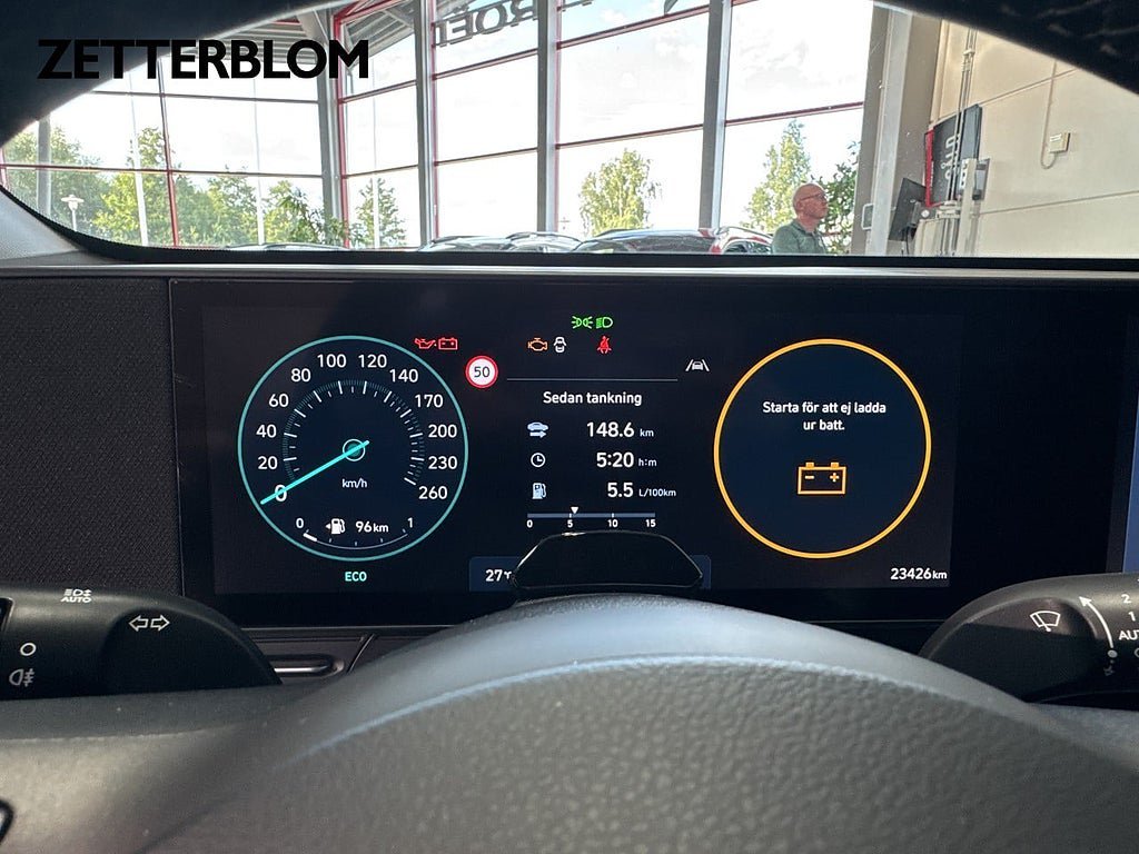 Vehicle Image 11