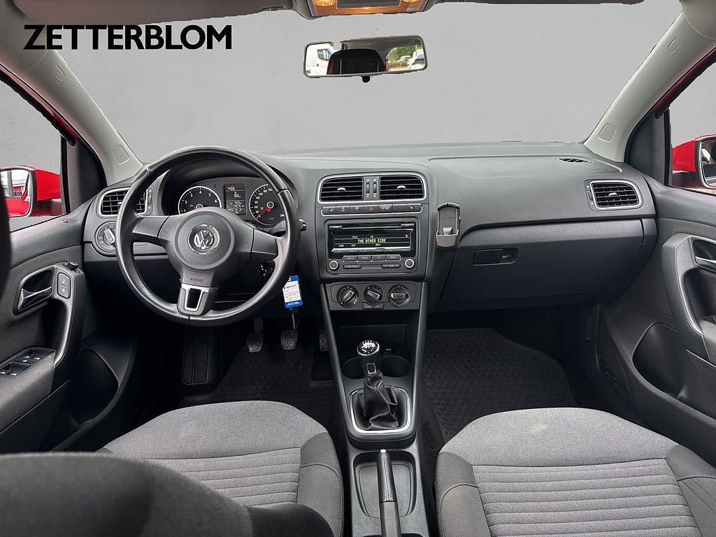Vehicle Image 10