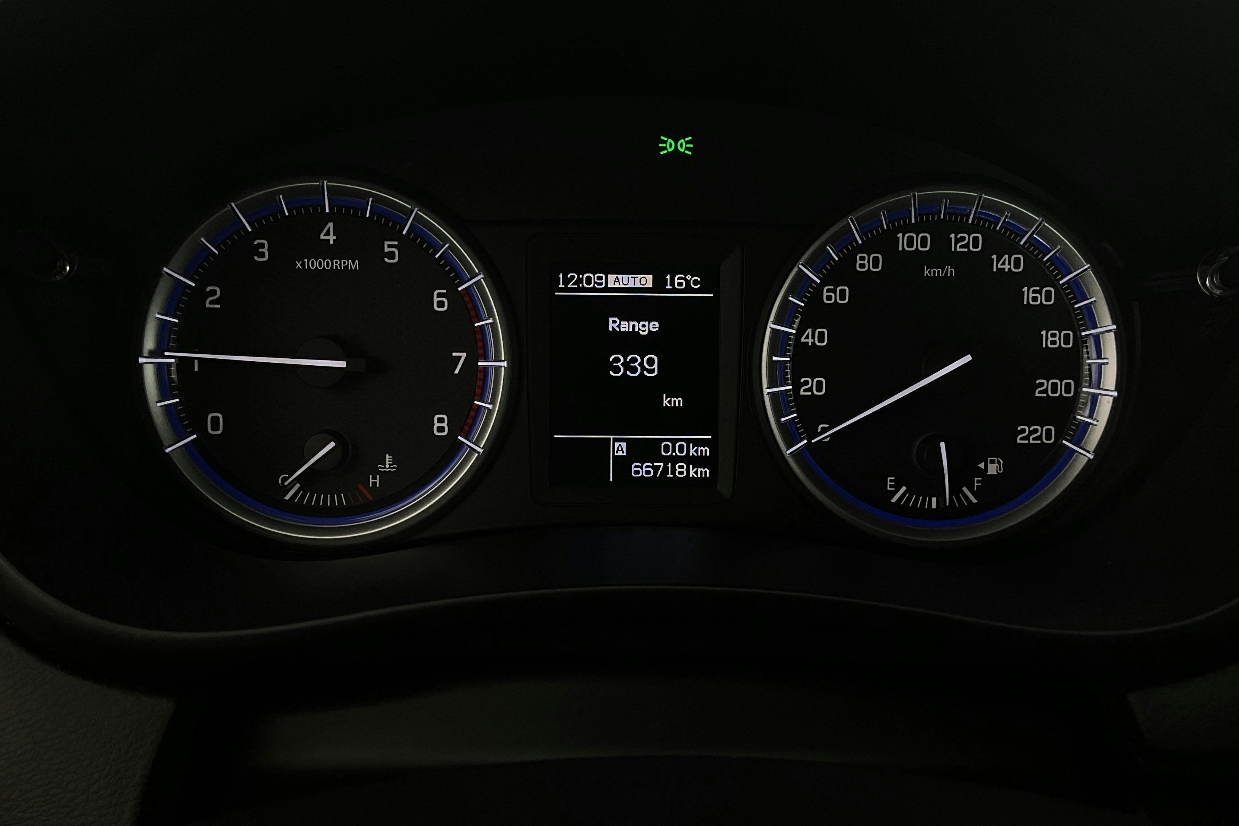 Vehicle Image 10