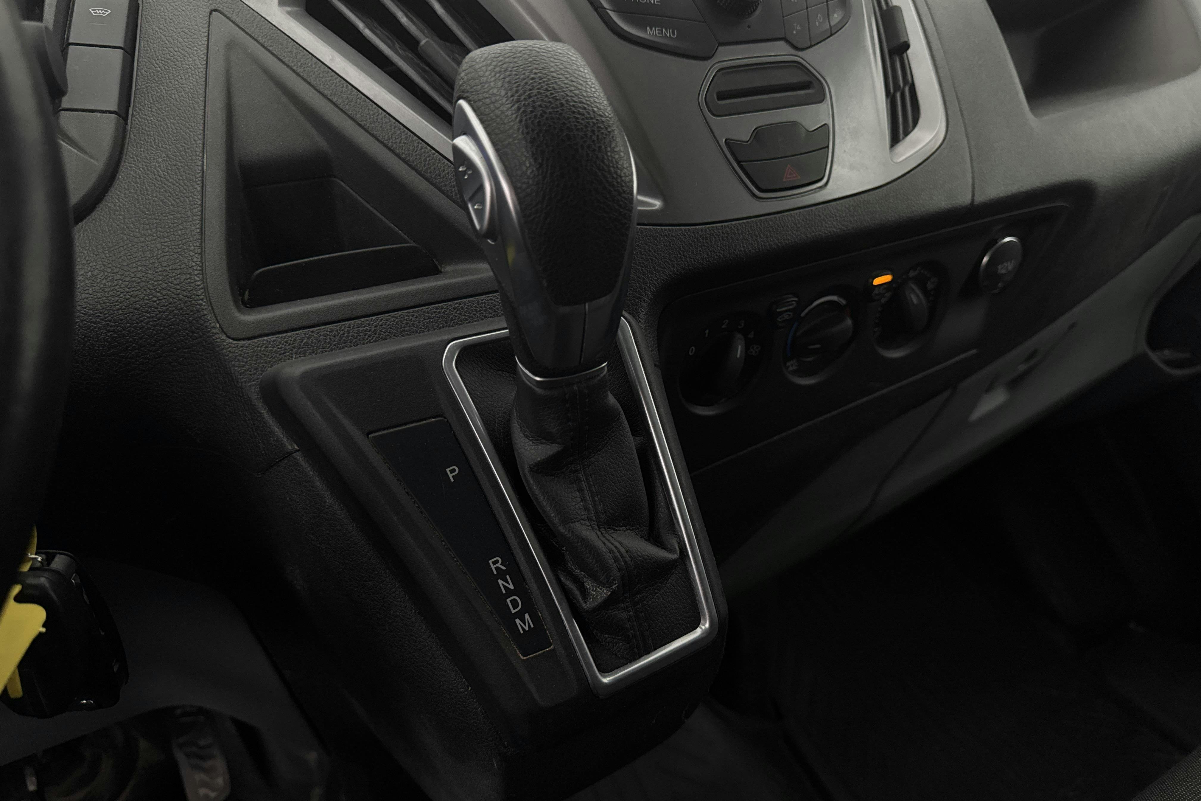 Vehicle Image 13