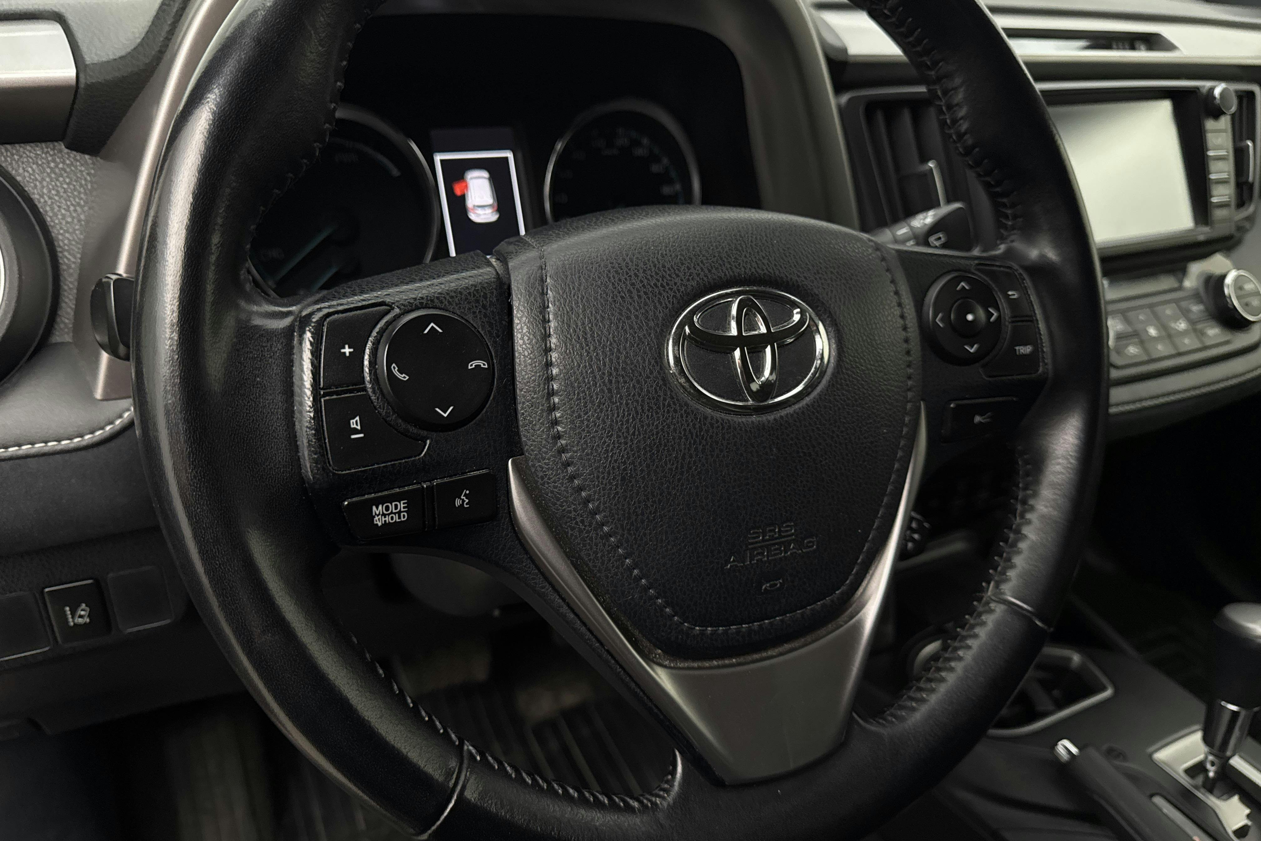 Vehicle Image 14