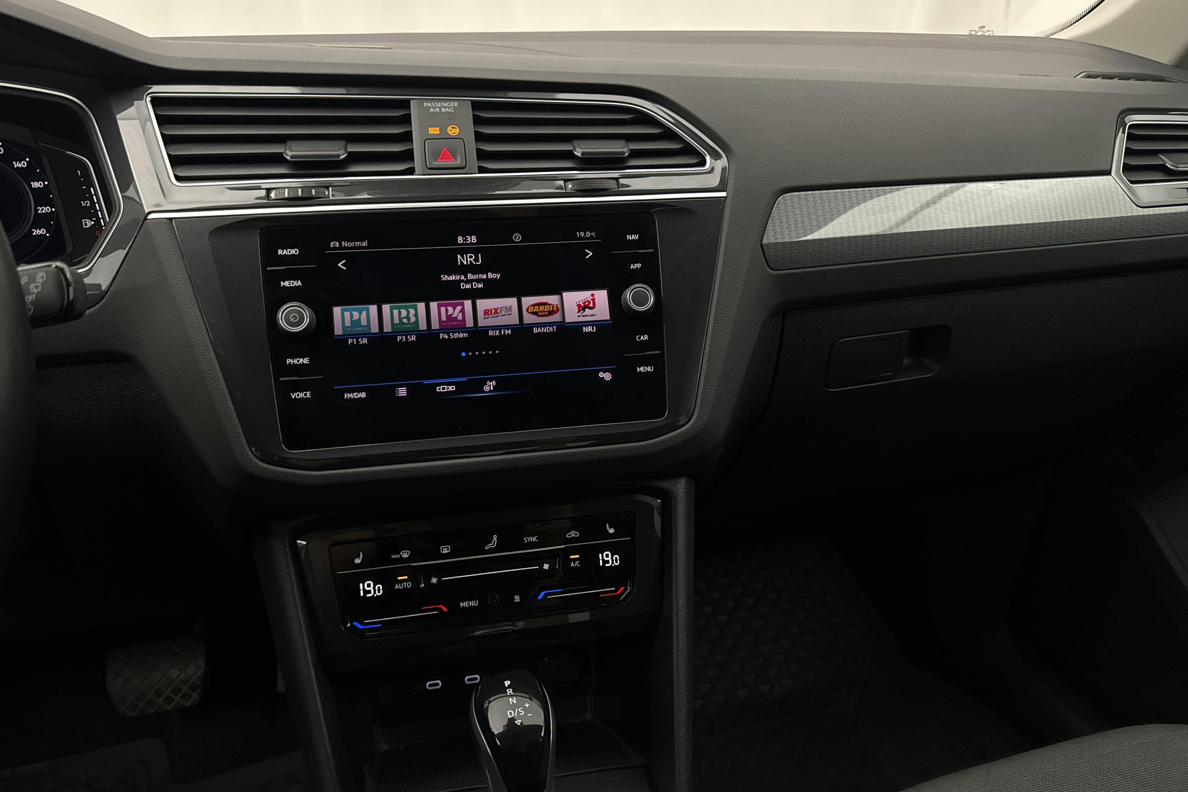 Vehicle Image 15