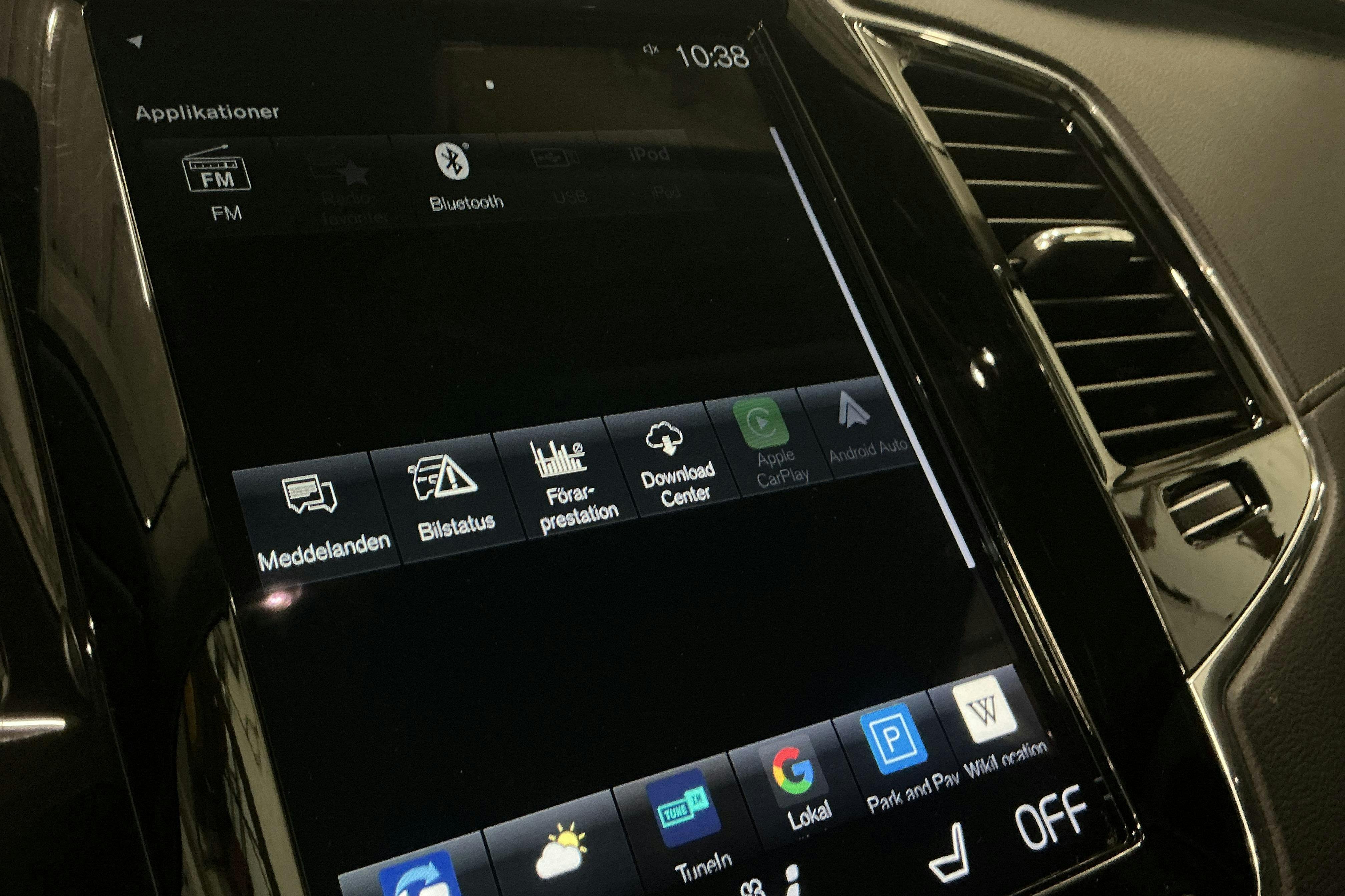 Vehicle Image 15