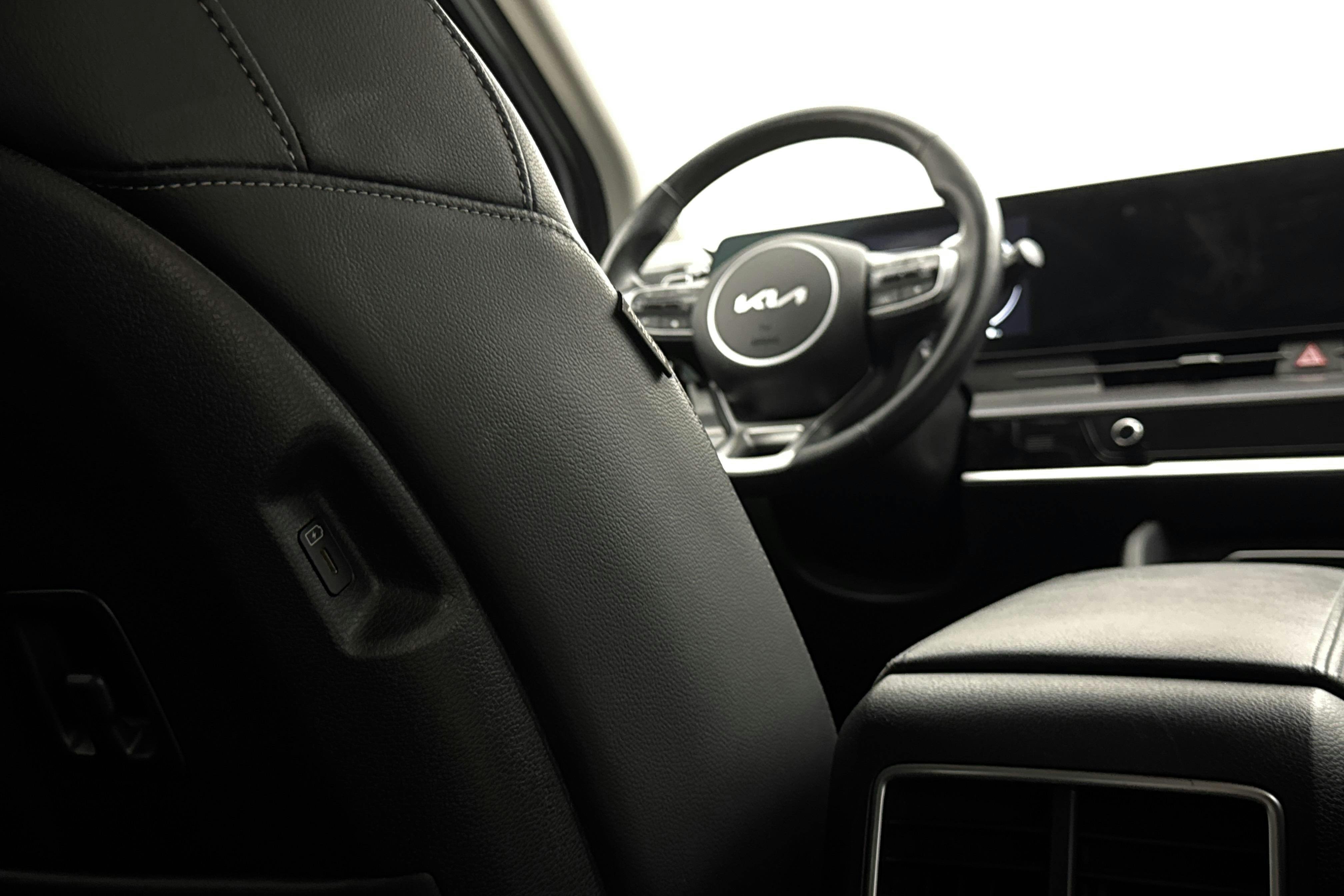 Vehicle Image 20
