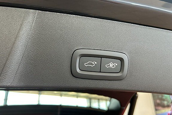 Vehicle Image 29