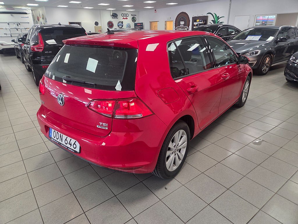 Vehicle Image 7
