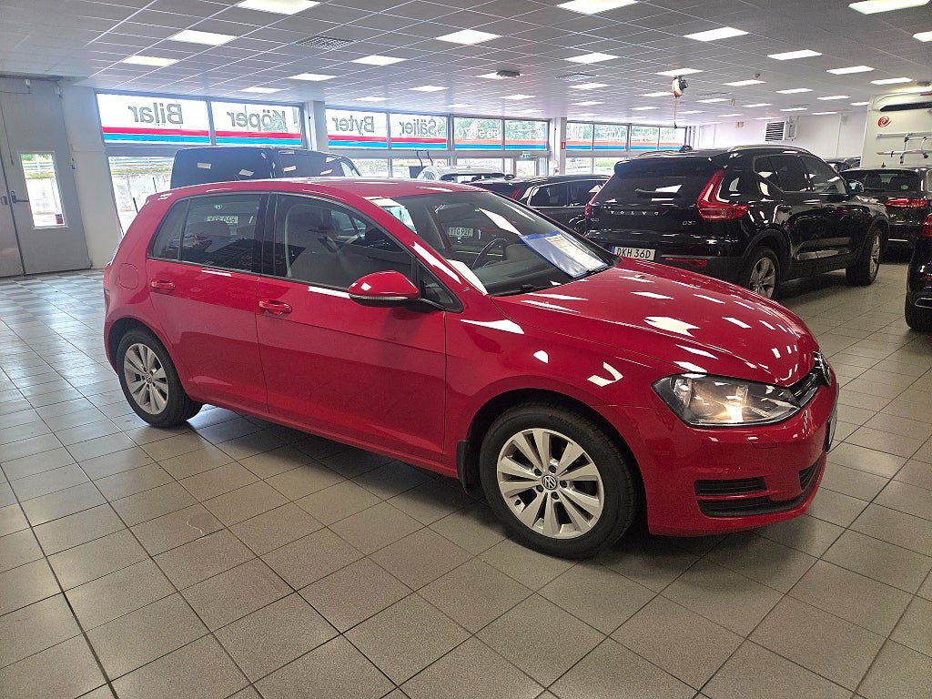 Vehicle Image 8