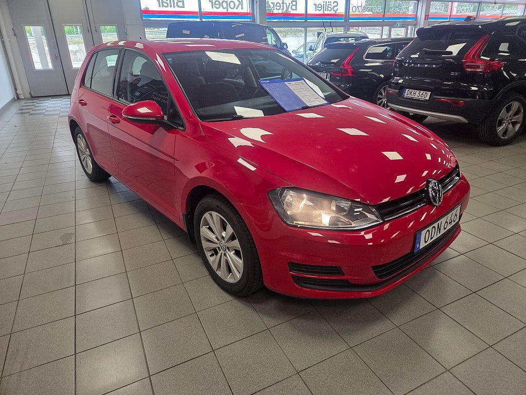 Vehicle Image 9