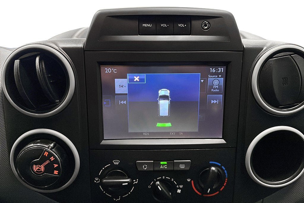 Vehicle Image 16