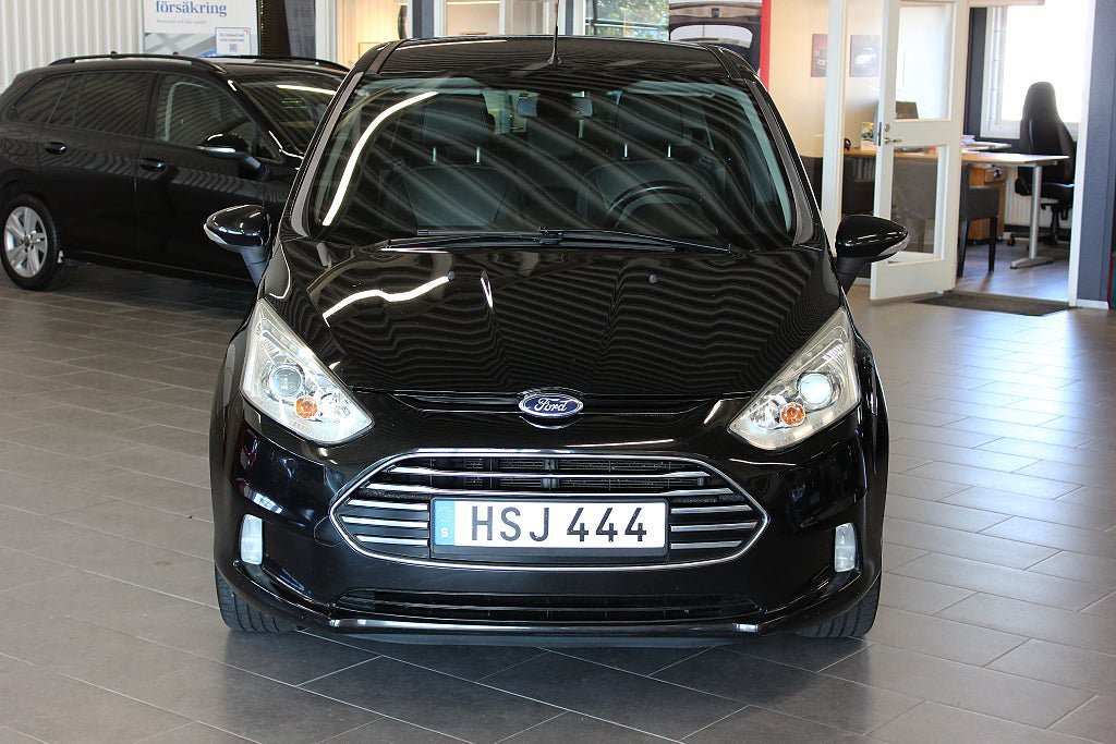 Vehicle Image 7