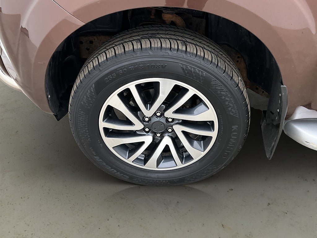 Vehicle Image 33
