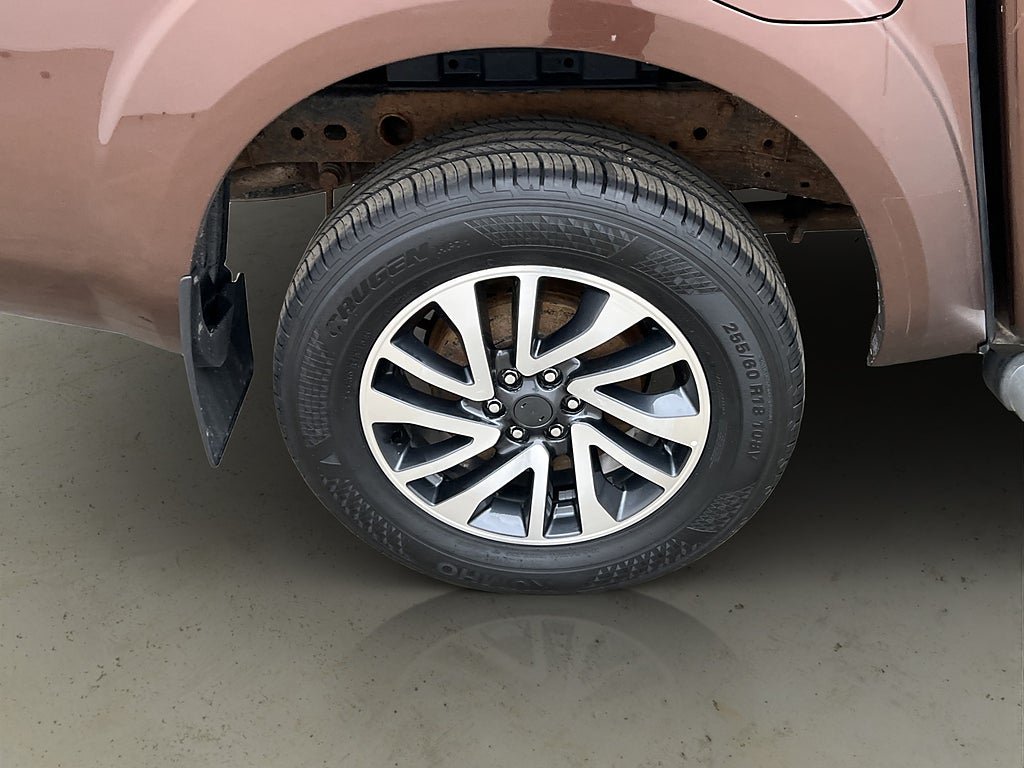 Vehicle Image 35