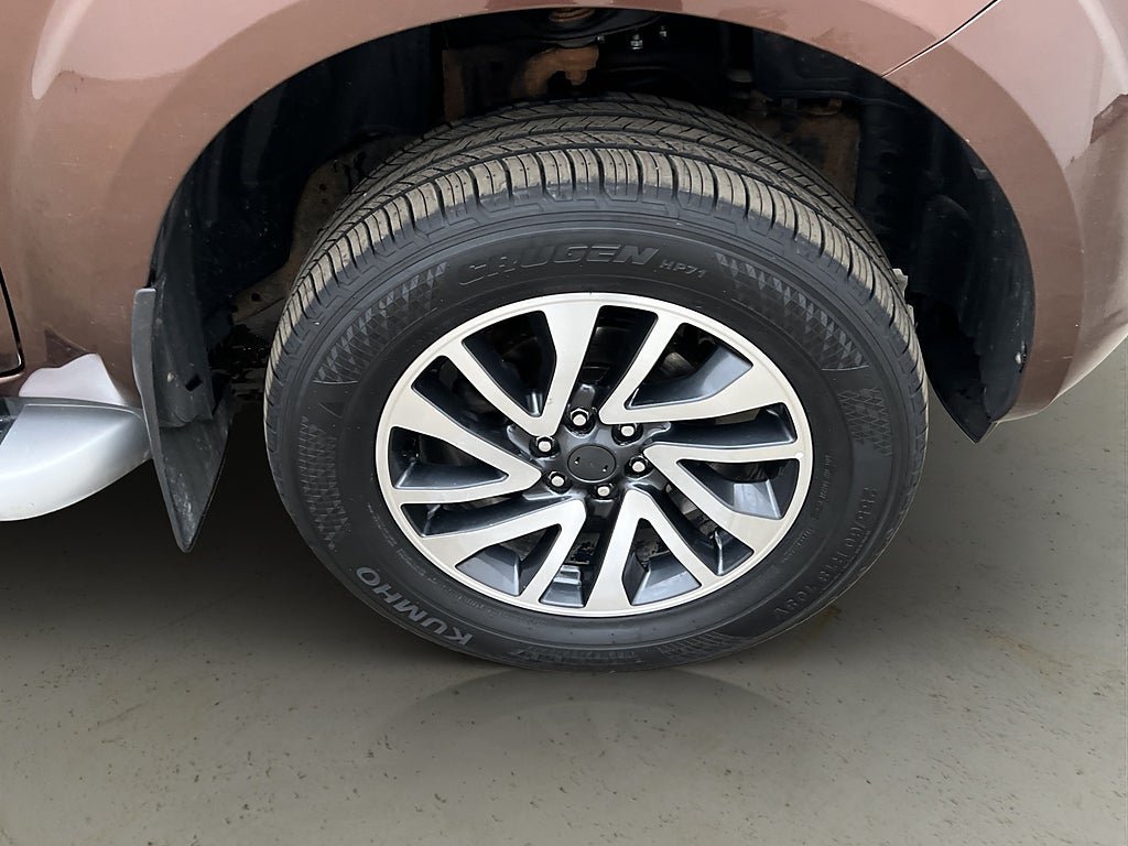 Vehicle Image 36