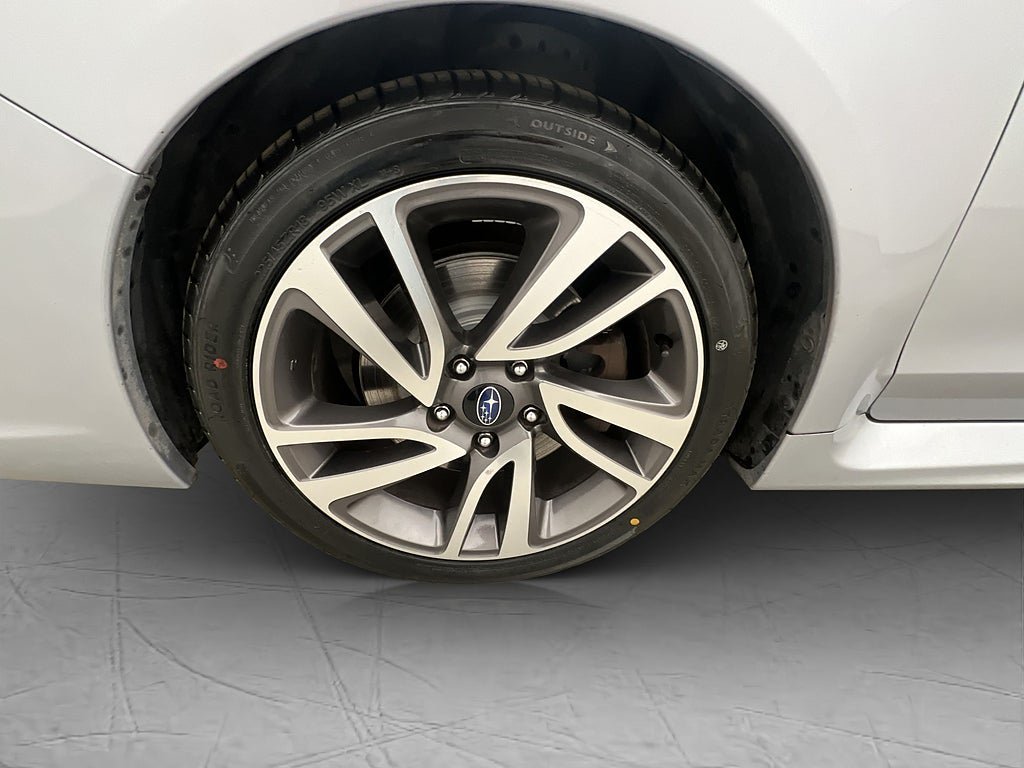 Vehicle Image 33