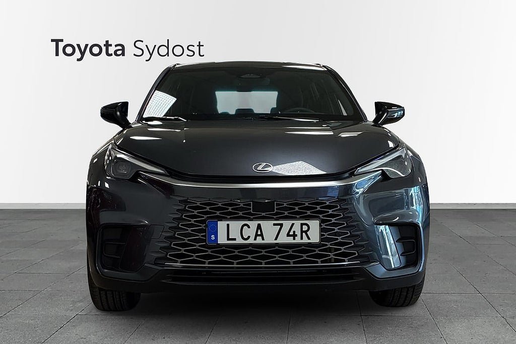 Vehicle Image 10