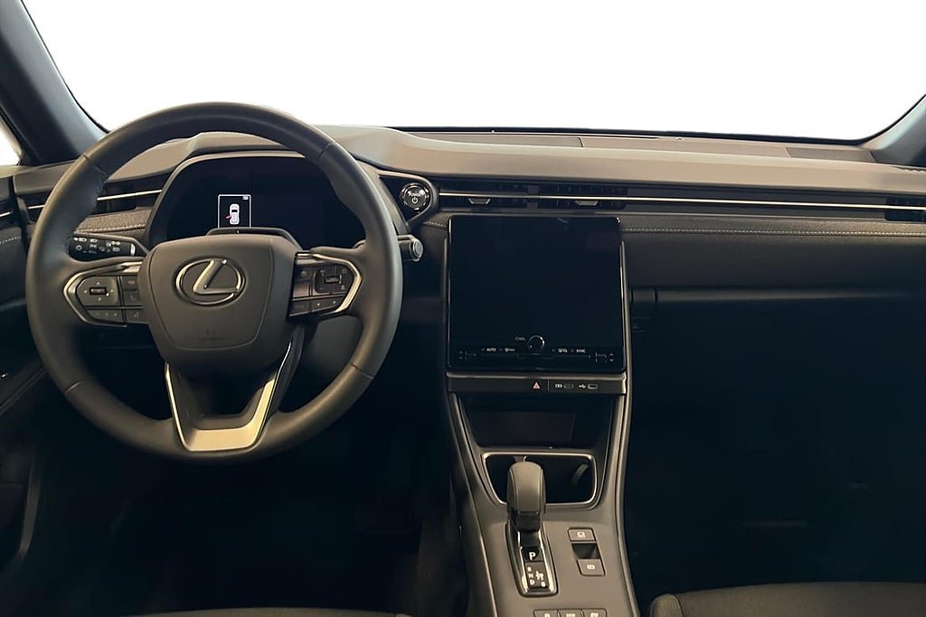 Vehicle Image 15