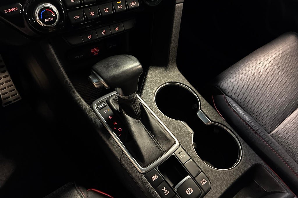 Vehicle Image 14