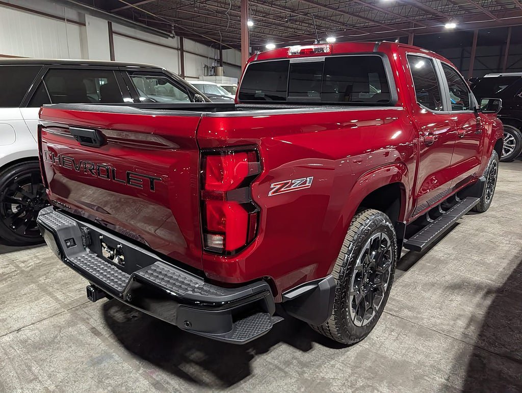 Vehicle Image 7
