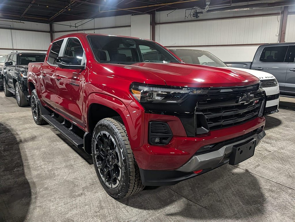 Vehicle Image 8