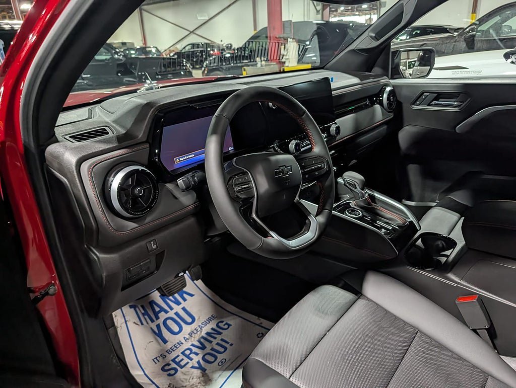 Vehicle Image 14