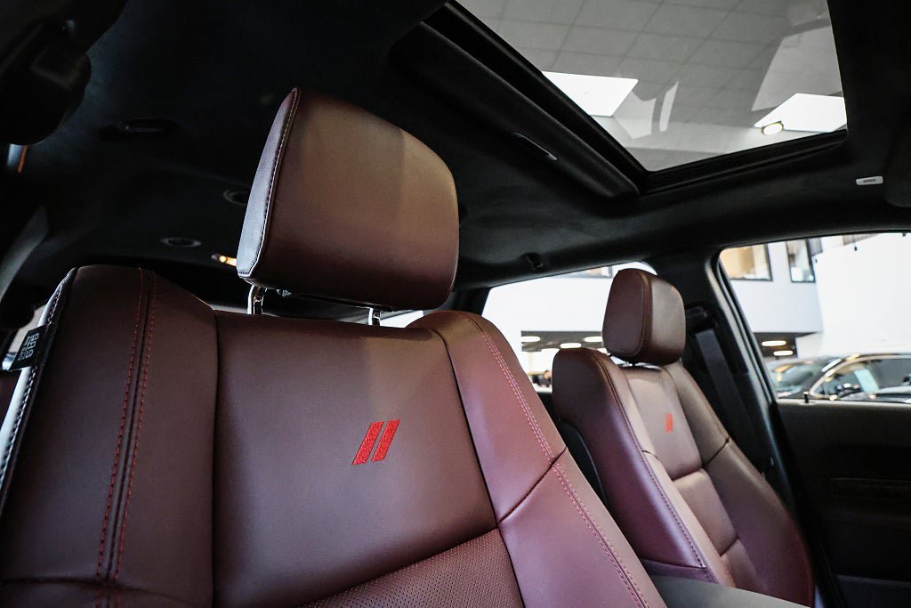 Vehicle Image 32