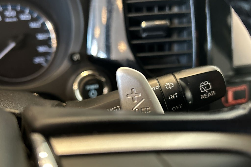 Vehicle Image 24