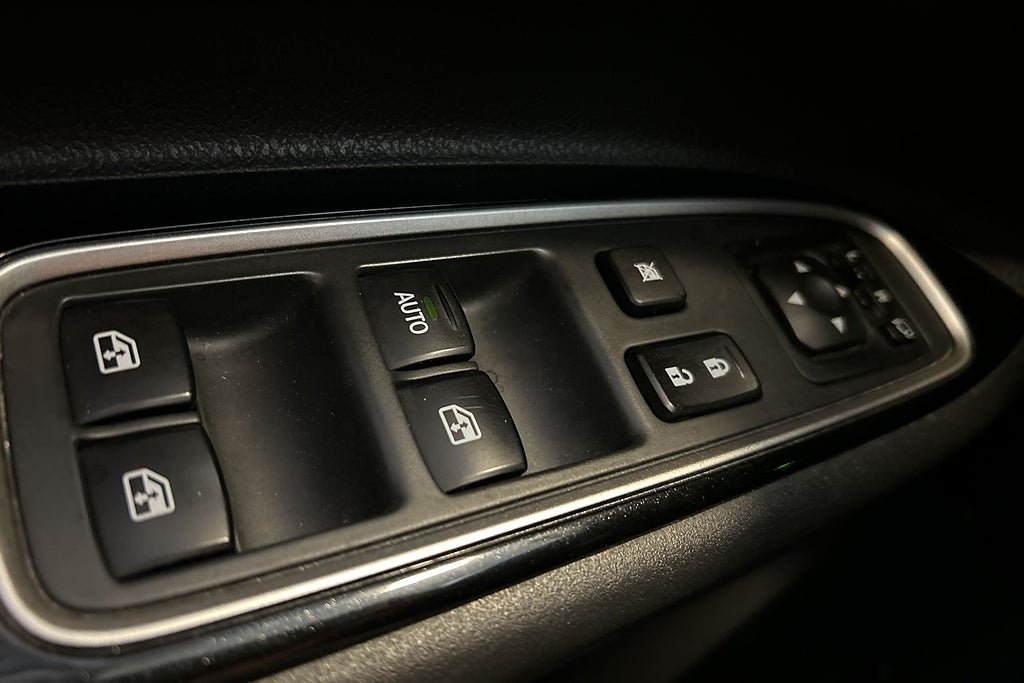 Vehicle Image 33