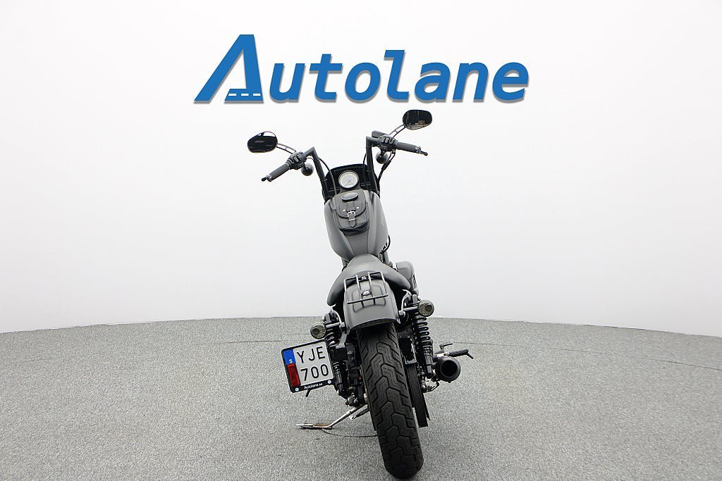 Vehicle Image 7