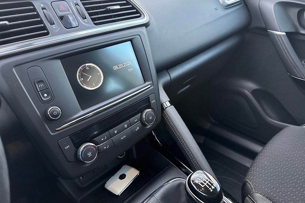 Vehicle Image 19
