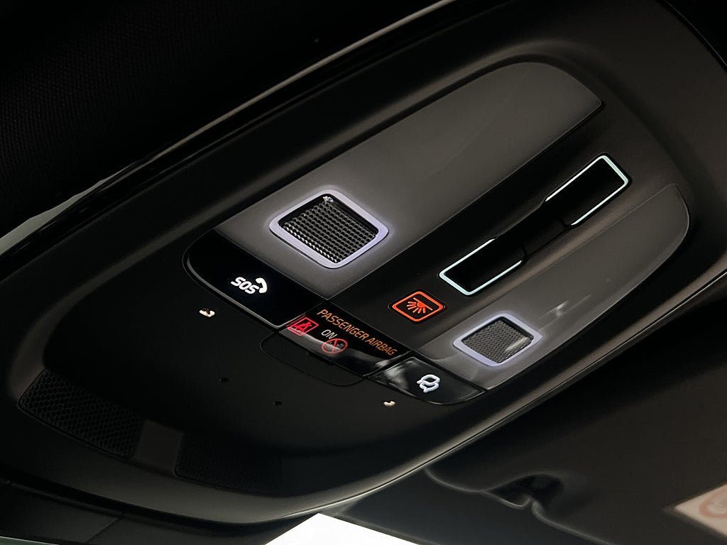 Vehicle Image 36