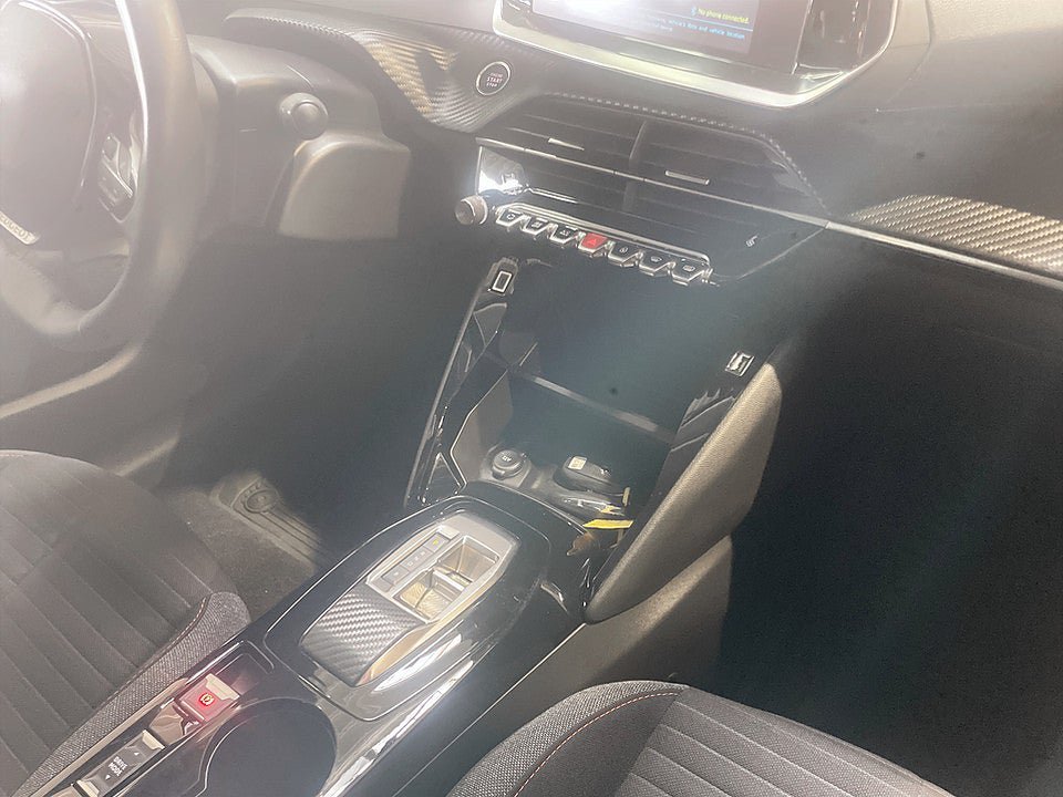 Vehicle Image 10