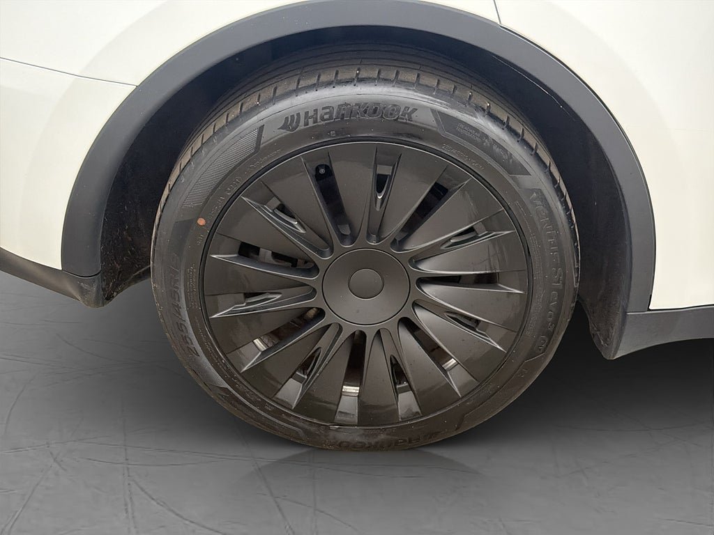 Vehicle Image 32